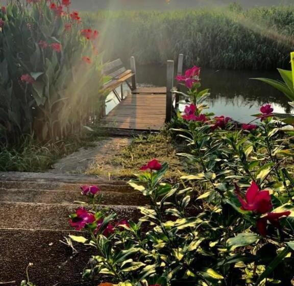 Pingview Villa Resort