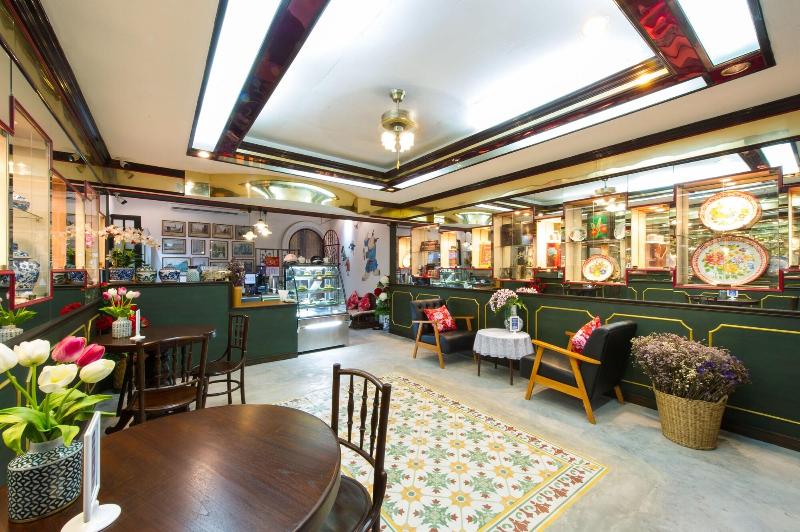 The Neighbors Hostel