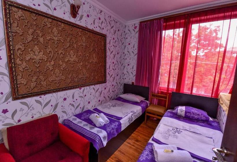 فندق صغير Mini House