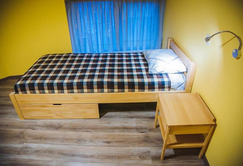 Alina Hotel & Hostel