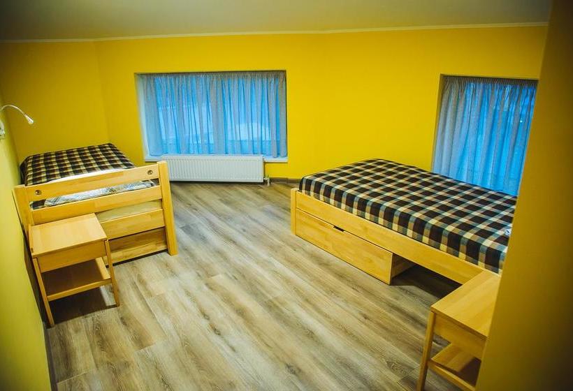 Alina Hotel & Hostel