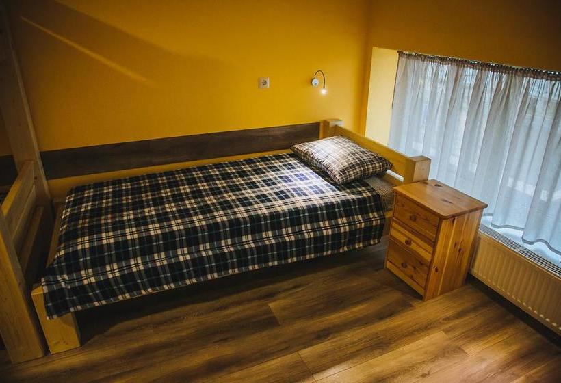 Alina Hotel & Hostel