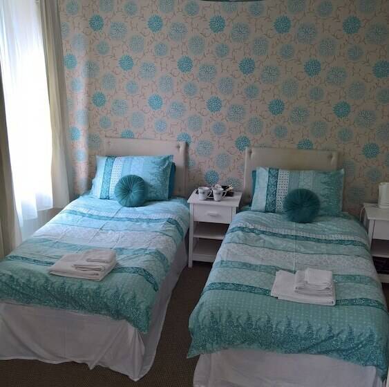 ベッドアンドブレックファースト Black Bull