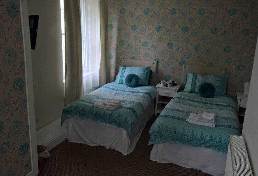 ベッドアンドブレックファースト Black Bull