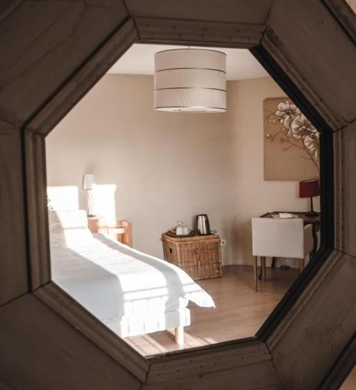 مبيت وإفطار Domaine De Pelican