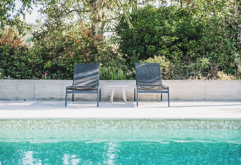 مبيت وإفطار Domaine De Pelican