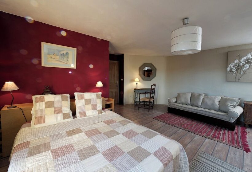 مبيت وإفطار Domaine De Pelican