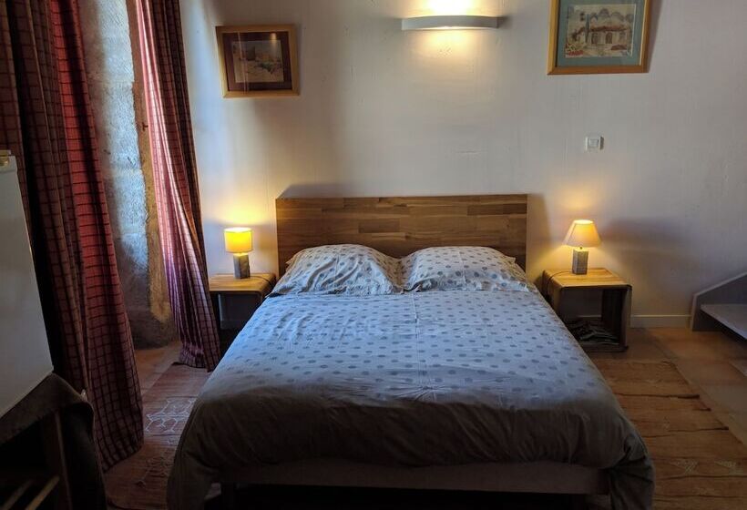 مبيت وإفطار Domaine De Pelican