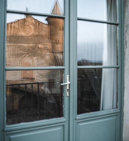 مبيت وإفطار Domaine De Pelican