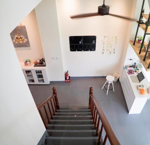 تختخواب و صبحانه 集集16號 百大金質好客民宿