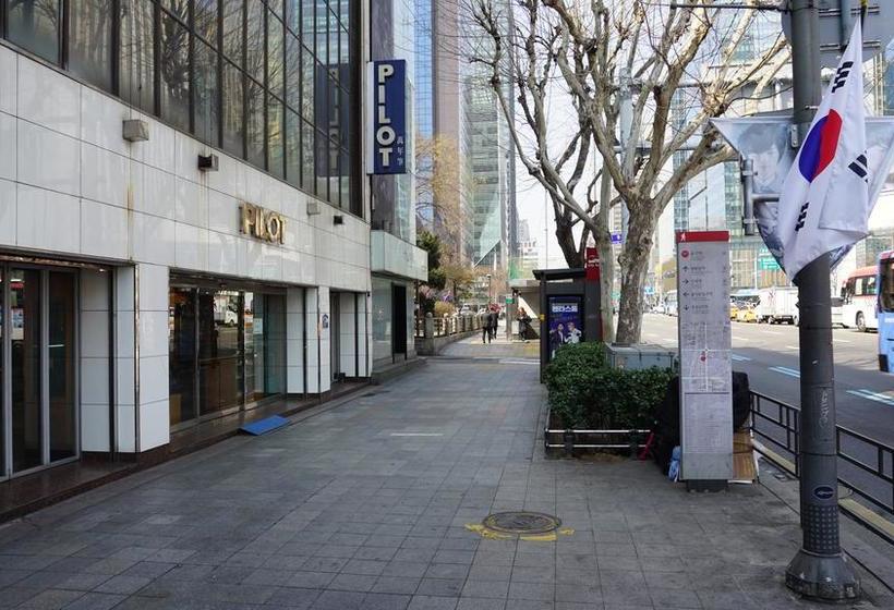 تختخواب و صبحانه Nobleresidence Jonggak