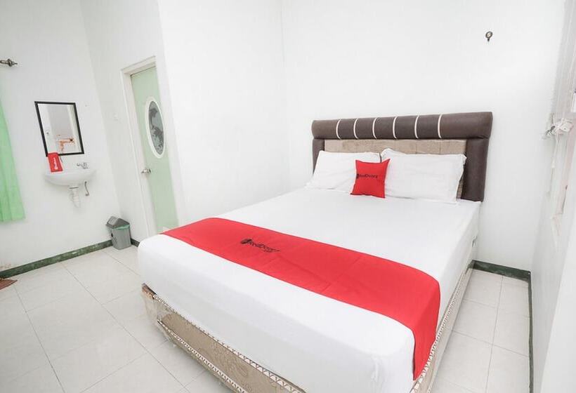 مبيت وإفطار Reddoorz Near Bundaran Kecil Palangkaraya