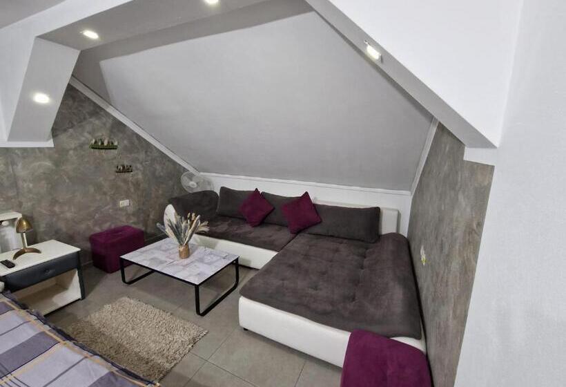 Cazare Moldi   Regim Hotelier