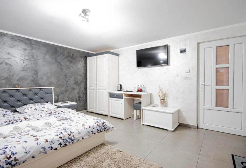 Cazare Moldi   Regim Hotelier