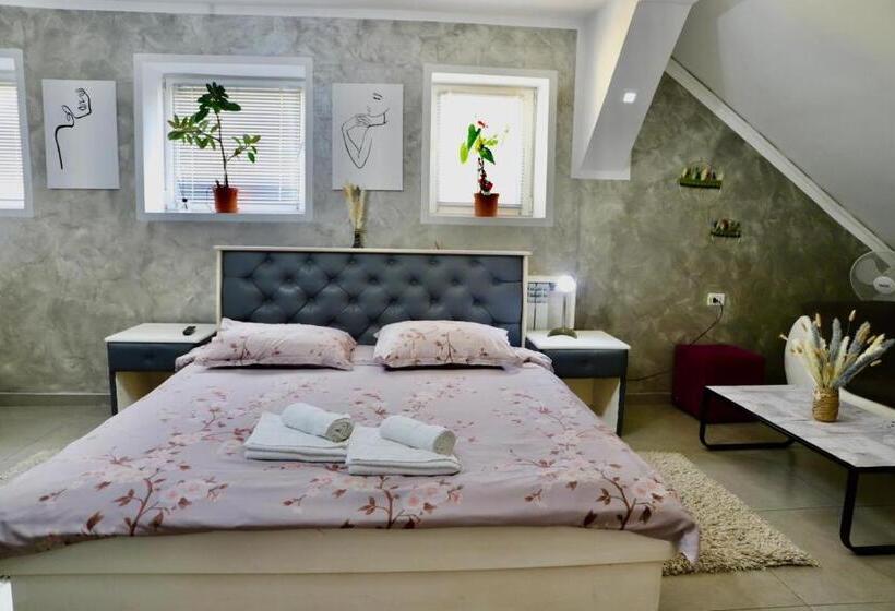 Cazare Moldi Regim Hotelier