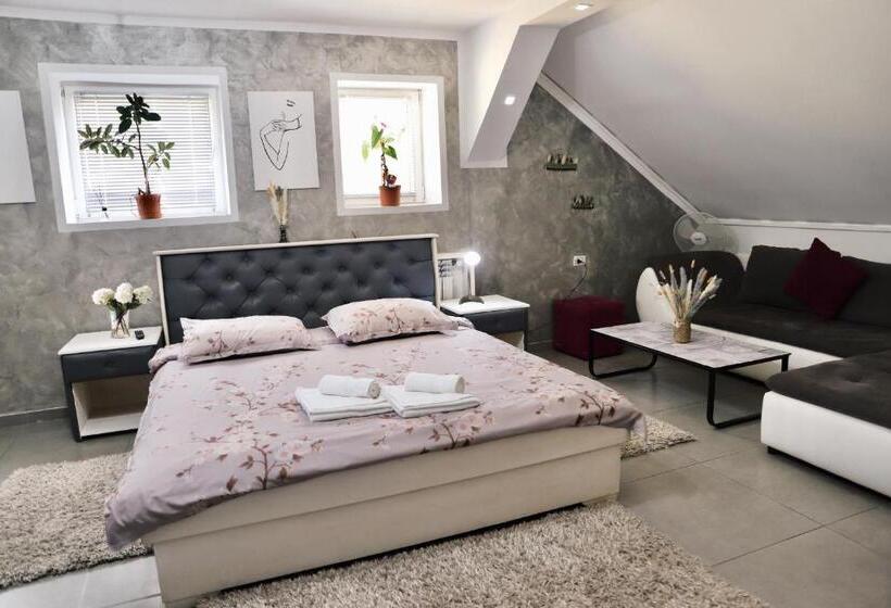 Cazare Moldi Regim Hotelier