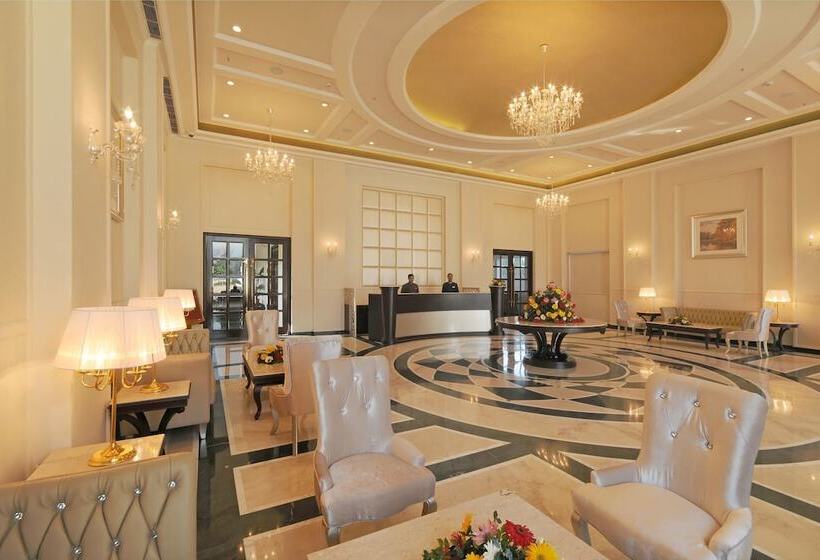 בית מלון כפרי Blue Saphire Countryside Haldwani