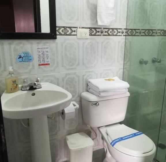 בית מלון כפרי Colonial Andino   Parque Principal De Pitalito