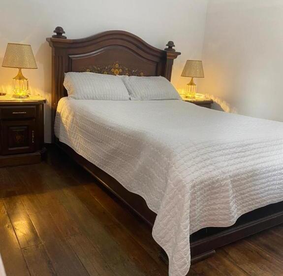 בית מלון כפרי Colonial Andino   Parque Principal De Pitalito