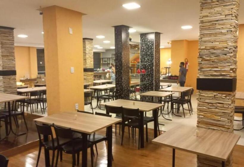 בית מלון כפרי Germano S