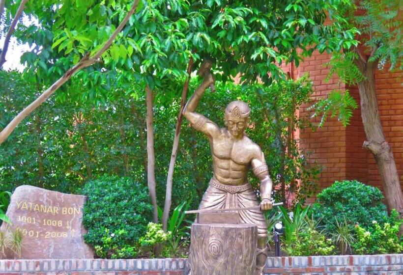 Отель Heritage Bagan