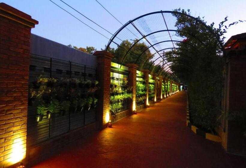 Отель Heritage Bagan