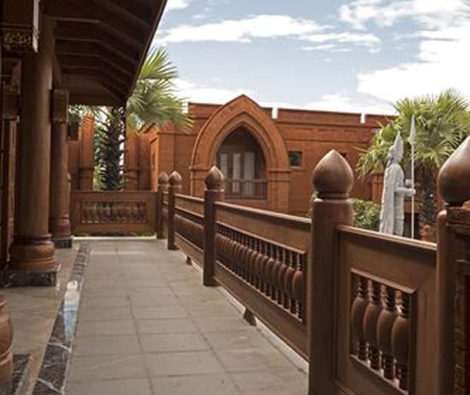 Отель Heritage Bagan