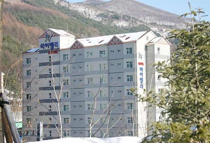 בית מלון כפרי High Valley