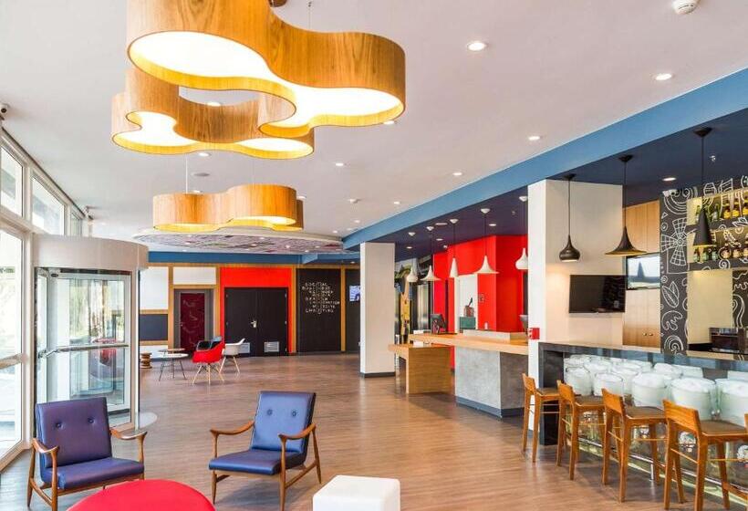 酒店 Ibis Igrejinha