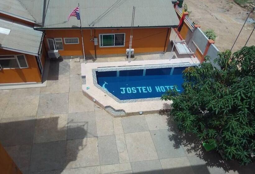 בית מלון כפרי Jostev