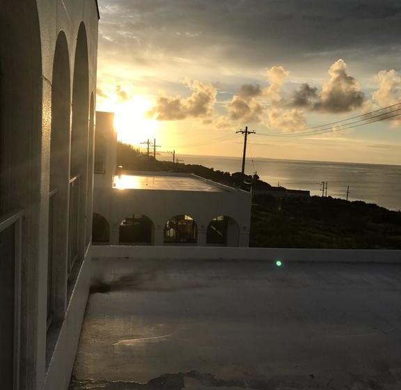 فندق Canaan Coffee &