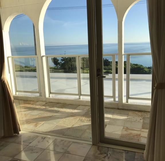 فندق Canaan Coffee &