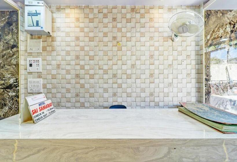 فندق Sai Samrat Inn