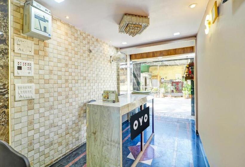 בית מלון כפרי Sai Samrat Inn