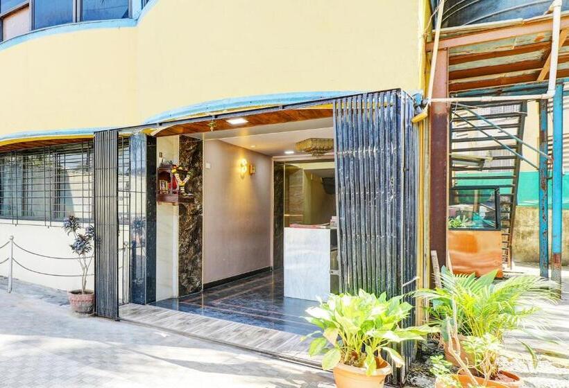 فندق Sai Samrat Inn