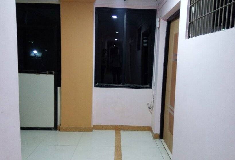 בית מלון כפרי Sai Samrat Inn