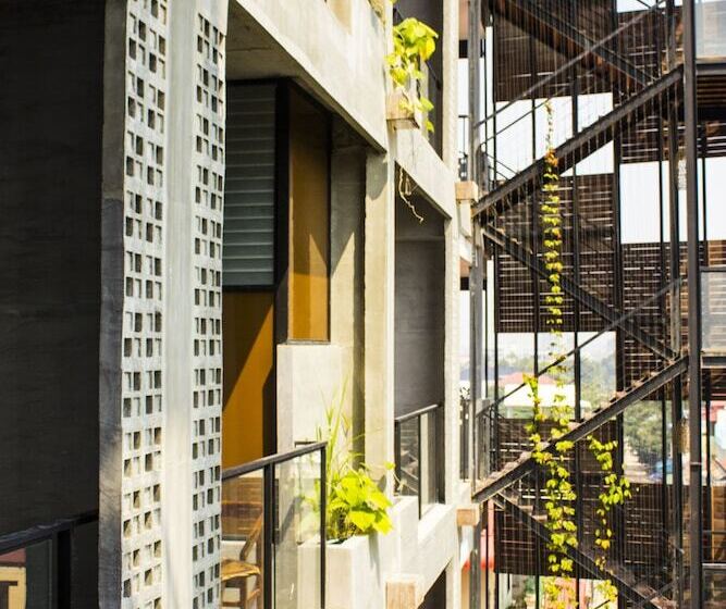 בית מלון כפרי Sarina Boutique