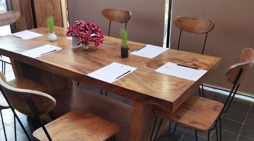 בית מלון כפרי Sarina Boutique