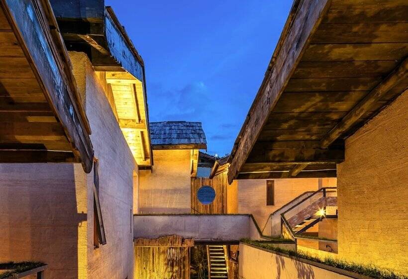 هتل Shangrila Karesansui