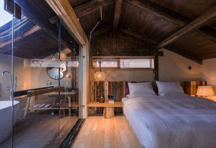 هتل Shangrila Karesansui