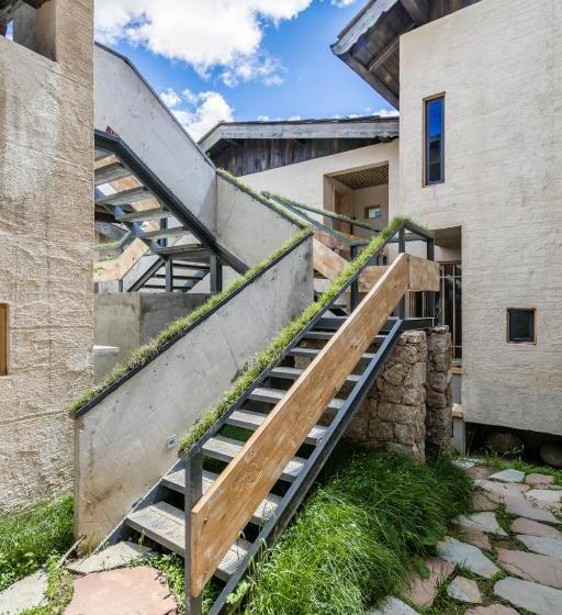 هتل Shangrila Karesansui