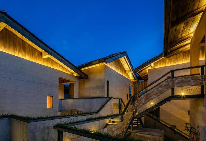 هتل Shangrila Karesansui