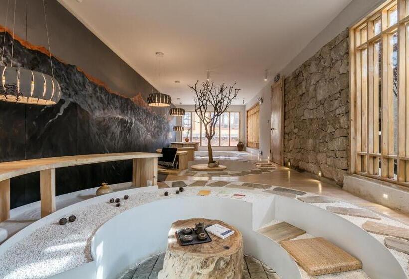 هتل Shangrila Karesansui