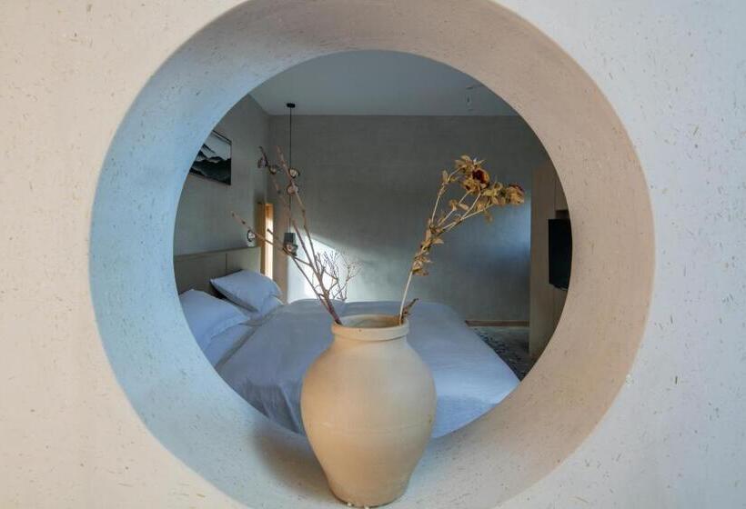 هتل Shangrila Karesansui