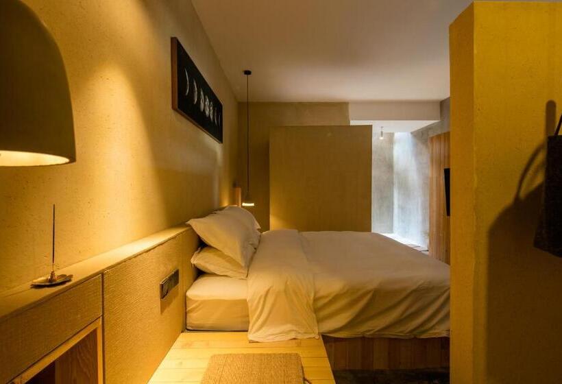 هتل Shangrila Karesansui