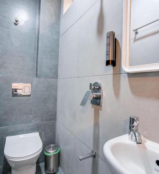 ホテル Myspace Express Balaji Paradise