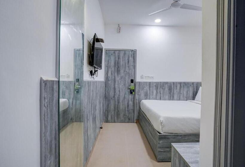 ホテル Myspace Express Balaji Paradise