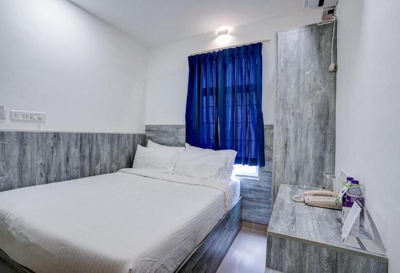 ホテル Myspace Express Balaji Paradise