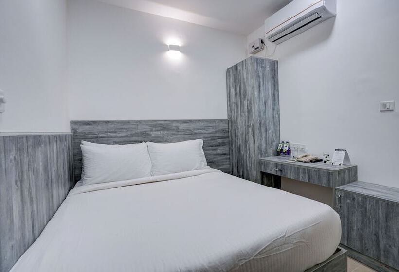 ホテル Myspace Express Balaji Paradise