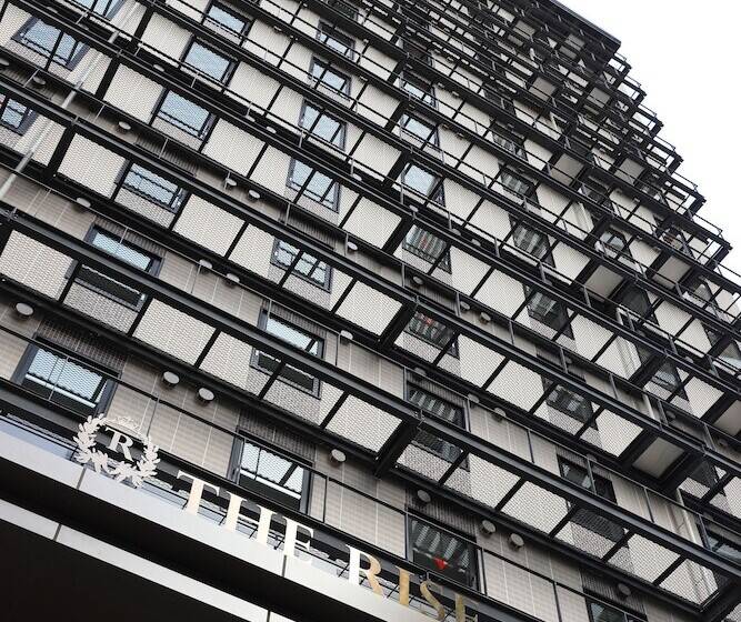 Отель The Rise Osaka Kitashinchi